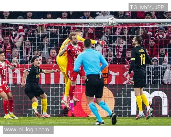 足总杯激战利物浦3-0战胜巴萨争议判罚引发全场热议